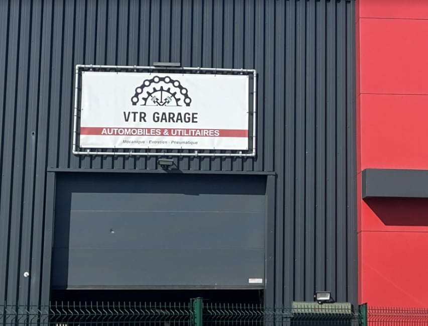 Façade de VTR Garage à Saint-Pierre-du-Perray